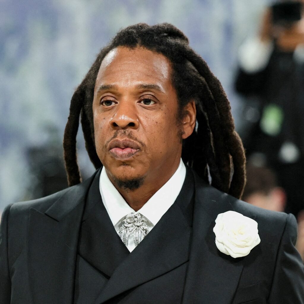 JAY-Z SET TO HEADLINE 2027 SUPER BOWL HALFTIME SHOW AFTER YEARS OF SELECTING MUSIC’S BIGGEST STARS
